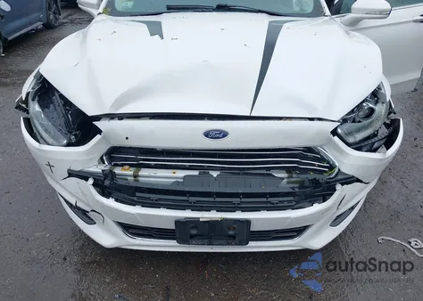2014 Ford Fusion Hybrid Titanium from USA, damaged, VIN 3FA6P0RU2ER324317